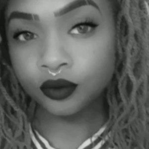 Meet your Posher, Deanna